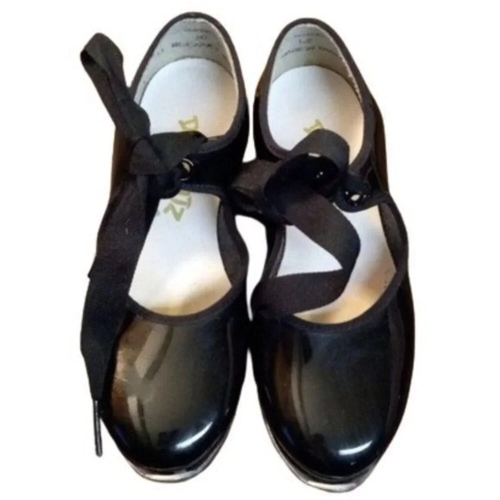 Danshuz 10M Black Tap Dance Shoes Size Shiny Patent Leather Ribbon Ties